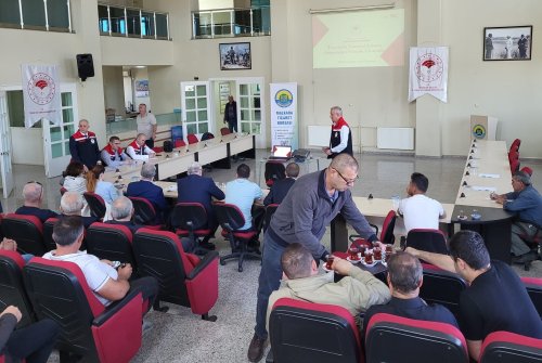Kırsal Kalkınma Yatırımları Programları Ve Tasarruflu Sulama Hi̇be Destekleri̇ 2026 Yılı Uygulamaları Toplantısı Gerçekleşti̇ri̇ldi̇.