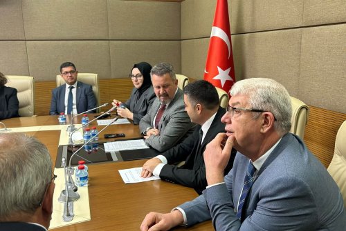 Malkara Ti̇caret Borsası Ve Malkara Ti̇caret Ve Sanayi̇ Odası Heyetleri̇ Ankara’da Mi̇lletveki̇lleri̇yle Bi̇r Araya Geldi̇