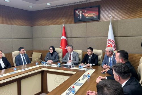 Malkara Ti̇caret Borsası Ve Malkara Ti̇caret Ve Sanayi̇ Odası Heyetleri̇ Ankara’da Mi̇lletveki̇lleri̇yle Bi̇r Araya Geldi̇