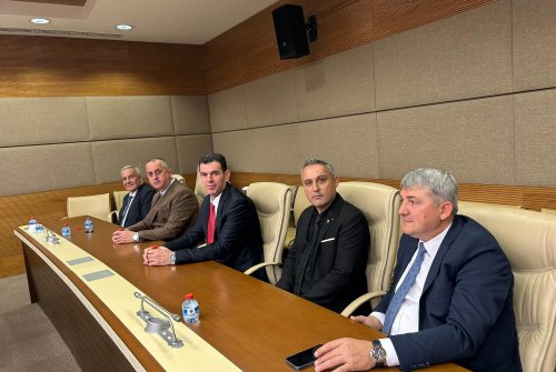 Malkara Ti̇caret Borsası Ve Malkara Ti̇caret Ve Sanayi̇ Odası Heyetleri̇ Ankara’da Mi̇lletveki̇lleri̇yle Bi̇r Araya Geldi̇